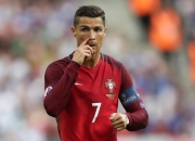 开云体育官网-魔术对阵雷霆，利拉德关键节点连续得分，诠释巨星本色