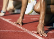 开云体育-新王登基还是时代更迭？阿尔卡拉斯ATP总决赛碾压表现，刷新纪录的暗流与澳网的沉寂