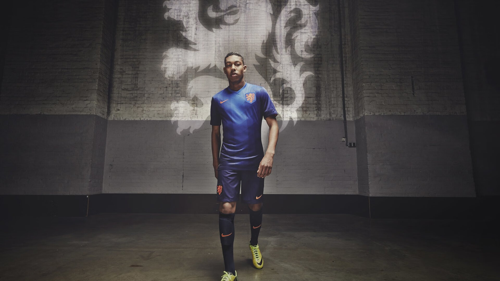 赛场上的唯一性，从意甲焦点战到76人篮网生死战的终极启示