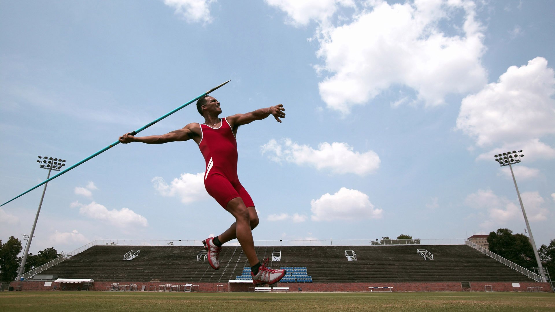 德甲争冠战焦点战,比利亚雷亚尔战术击溃挪威,启示联赛争冠新思路
